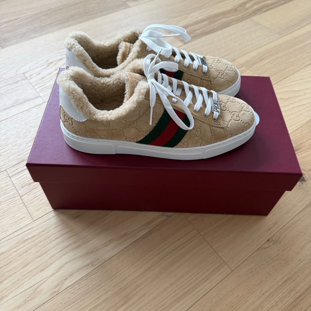 Gucci Tan Sneakers with Red and Green Accents